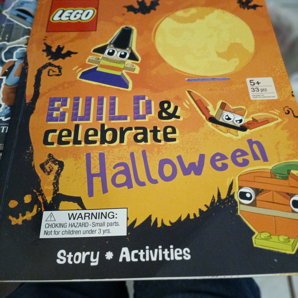 LEGO Halloween Build & Celebrate Kit